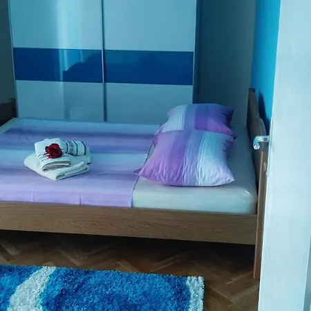 Vana Apartman